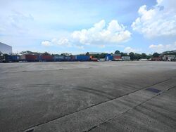 Gul Circle (D22), Warehouse #575445201